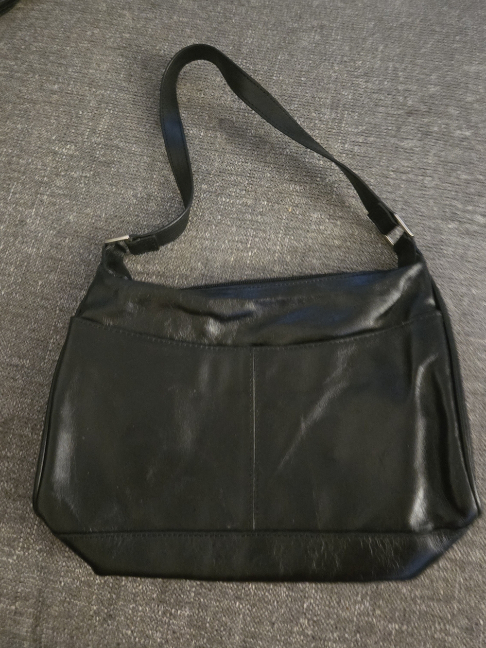 Wilson Classic Black Leather Shoulder Bag - Unbranded